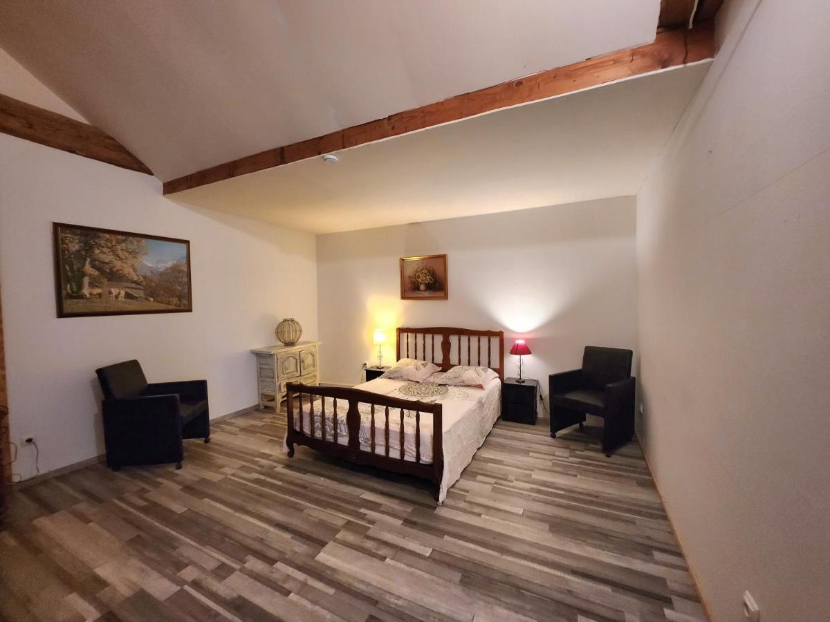 Maison 3 Chambres Avec Piscine Couverte Lespignan Экстерьер фото
